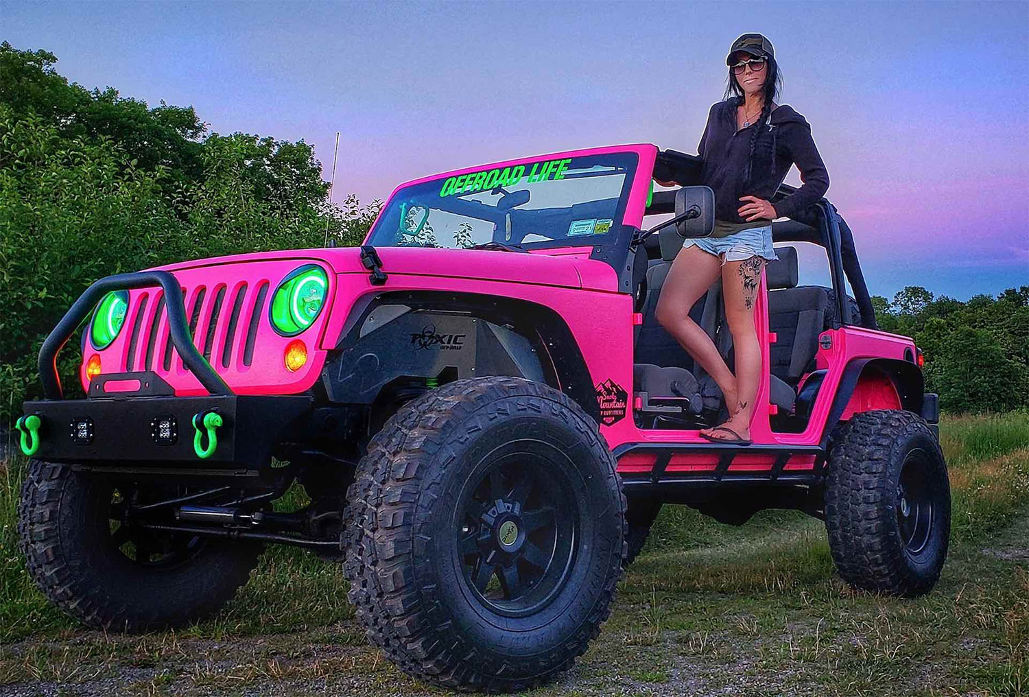 Jeep Wrangler JK Rock Sliders 4 Doors Hot Pink